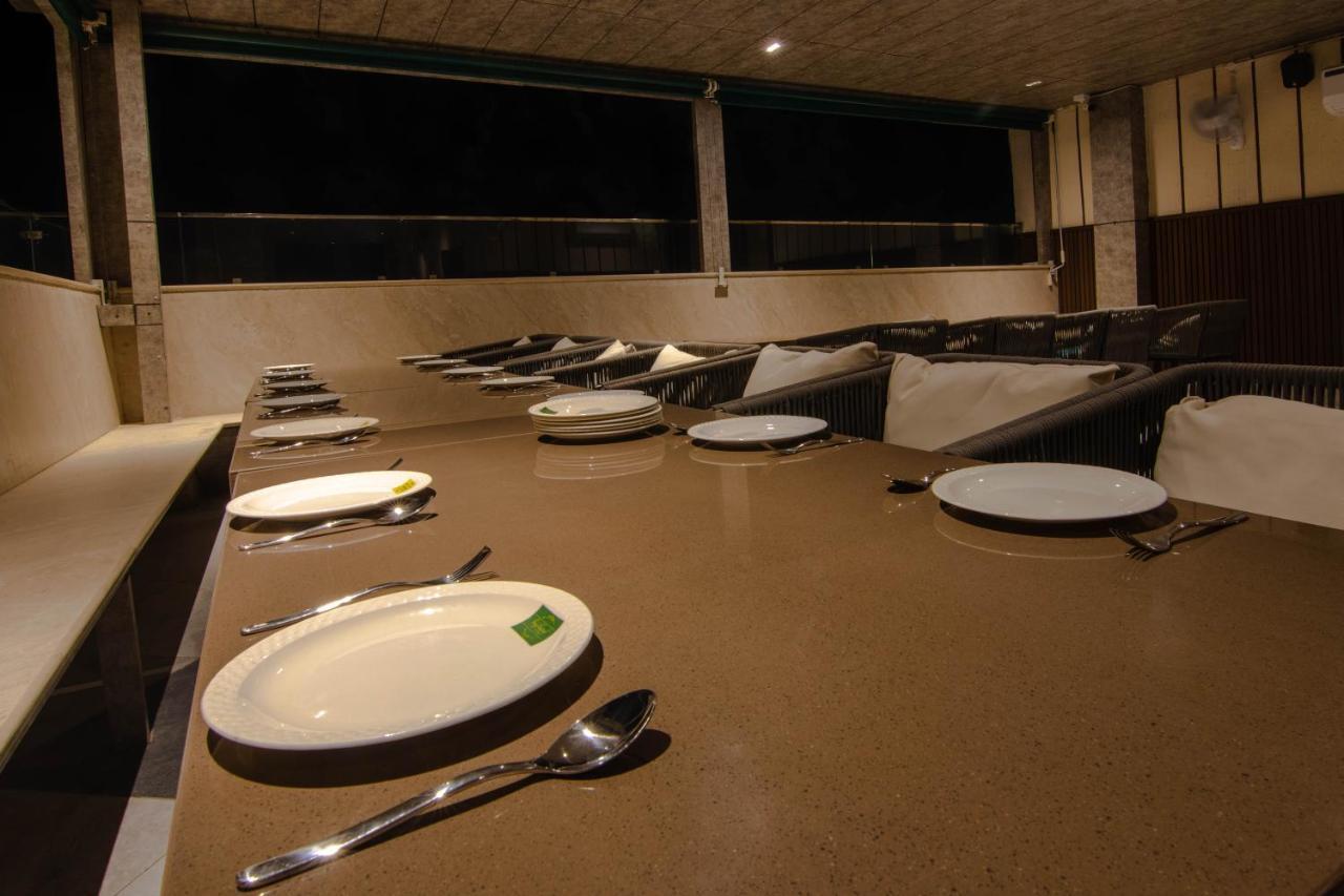 Hotel Bay Laurel Retreat Faridabad Exterior foto
