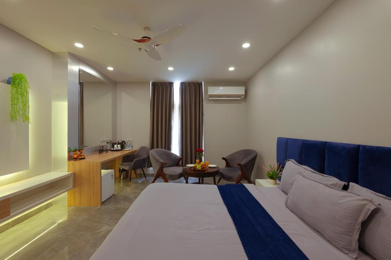 Hotel Bay Laurel Retreat Faridabad Exterior foto